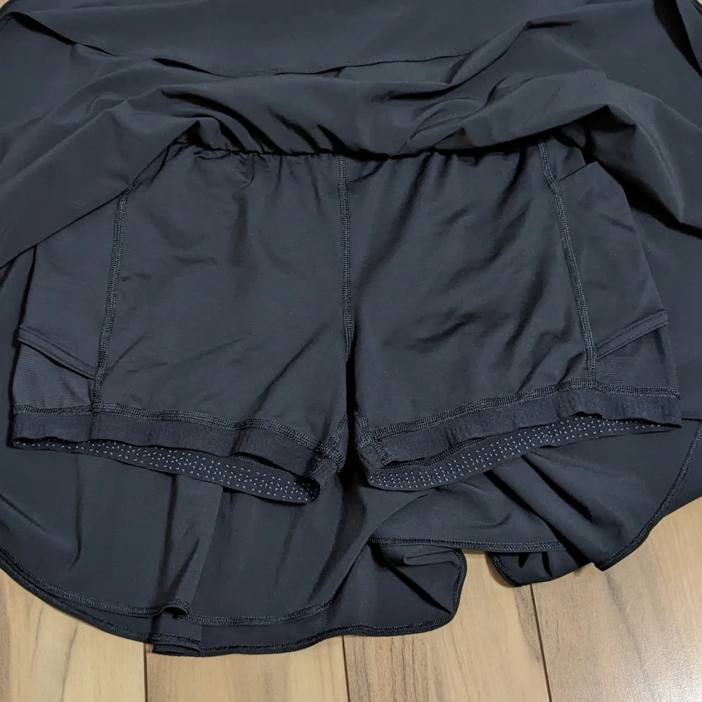 EUC! Lululemon Court Rival Skirt In Black Size 10 - Picture 8 of 16